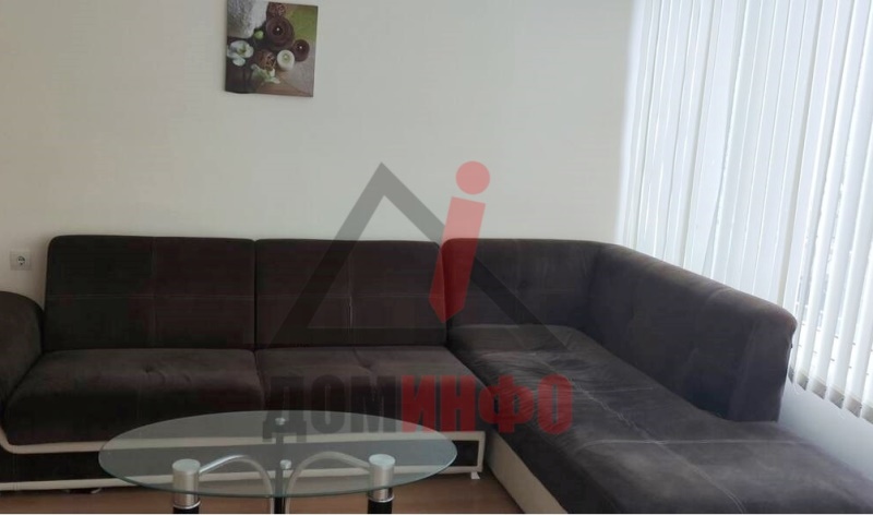 Тристаен в Бургас, жк Възраждане