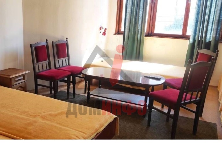 Къща в Черноморец