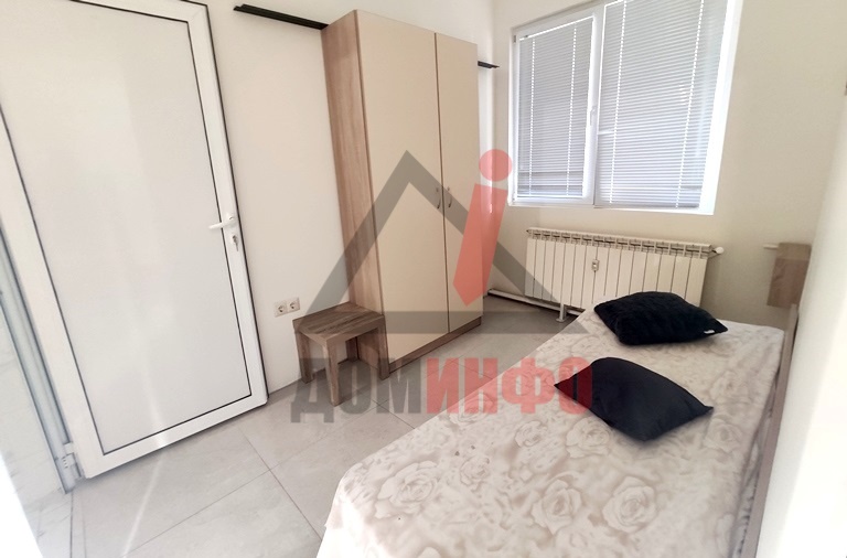 Тристаен в Бургас, жк Лазур