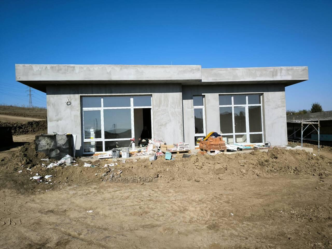 Къща във вилно селище, акт 15